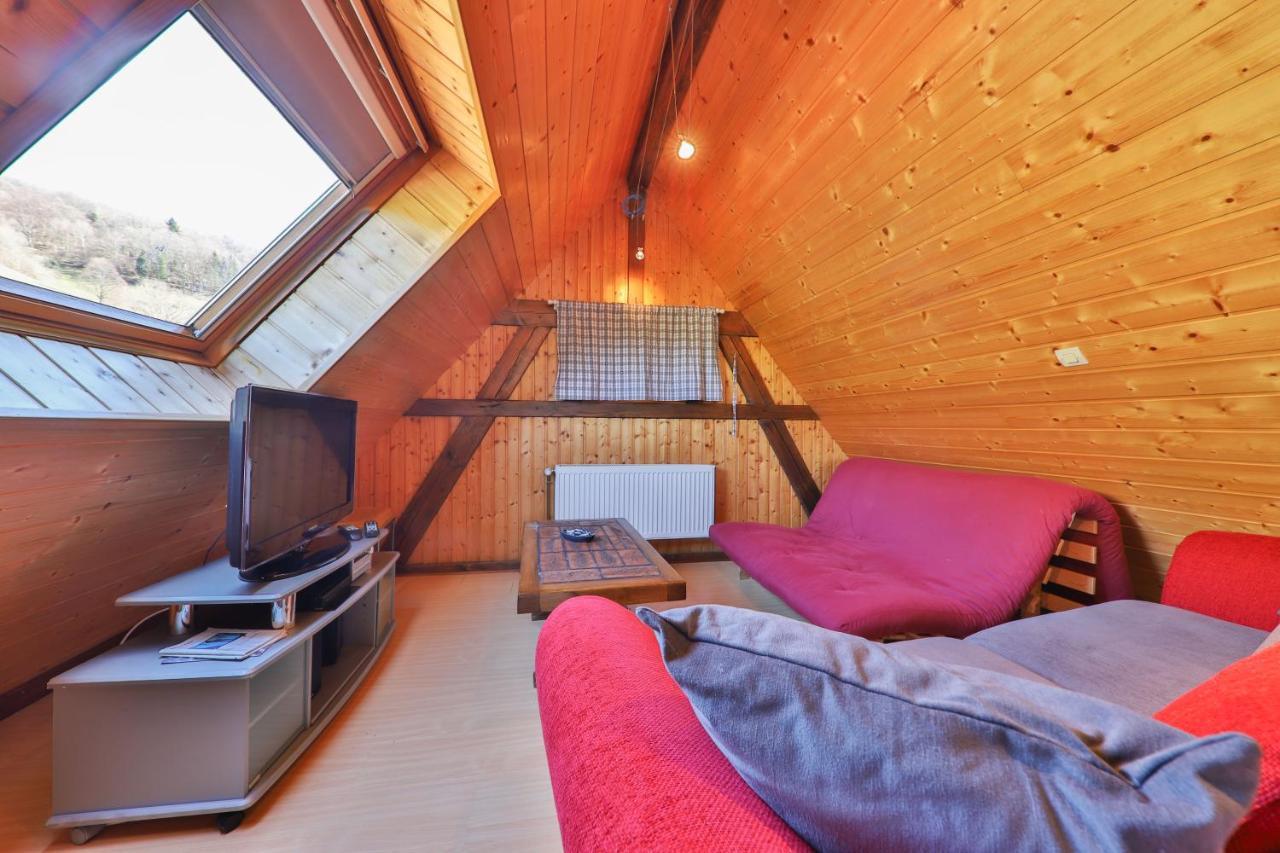 Spacieux et confortables gîtes à proximité randonnées, lacs, ski nature Sondernach Exterior foto