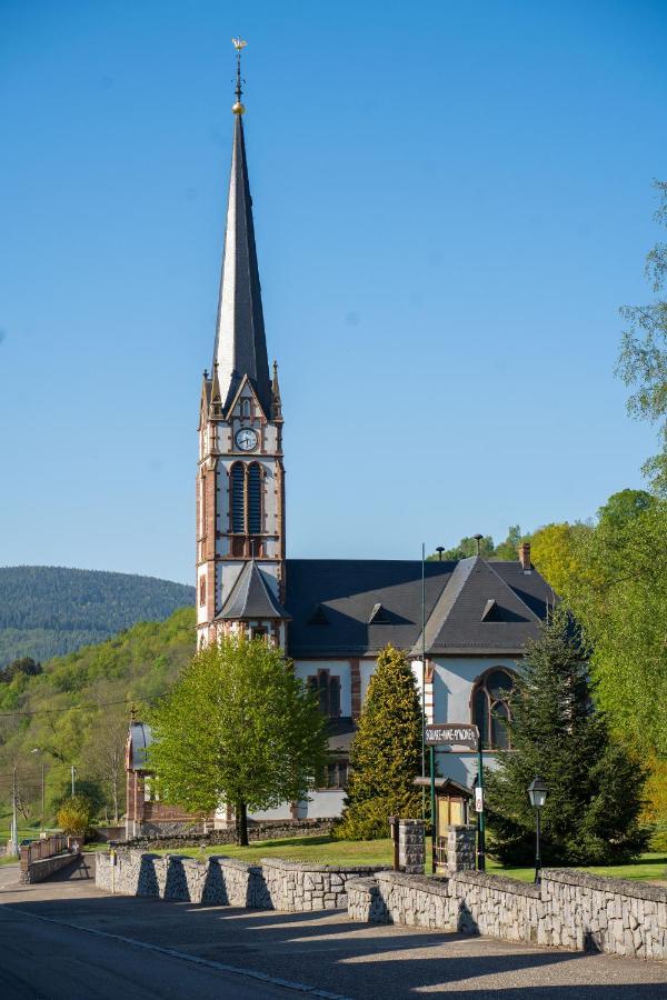 Spacieux et confortables gîtes à proximité randonnées, lacs, ski nature Sondernach Exterior foto